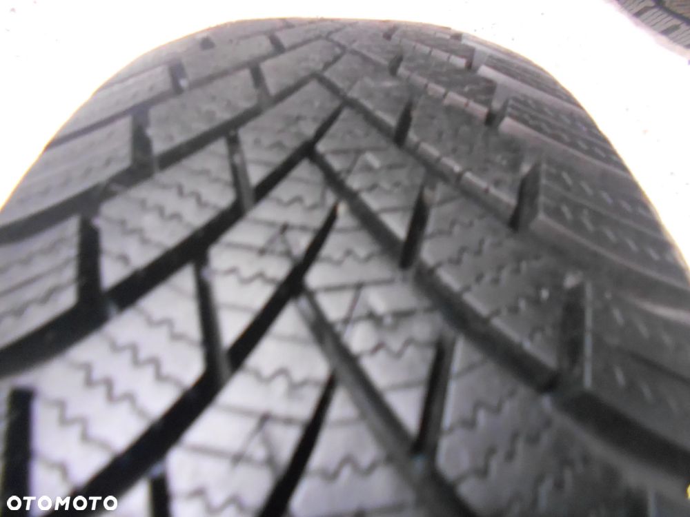 OPONA POJEDYNKA 185/65r15 NEXEN WINGUARD SNOW'G WH 21 DOT 2022 9MM - 2