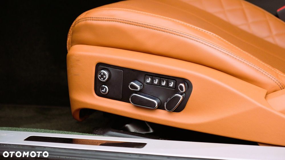 Bentley Continental GT - 22