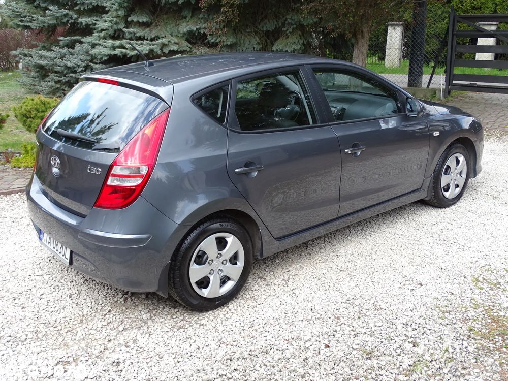 Hyundai i30 1.4 Classic + - 34
