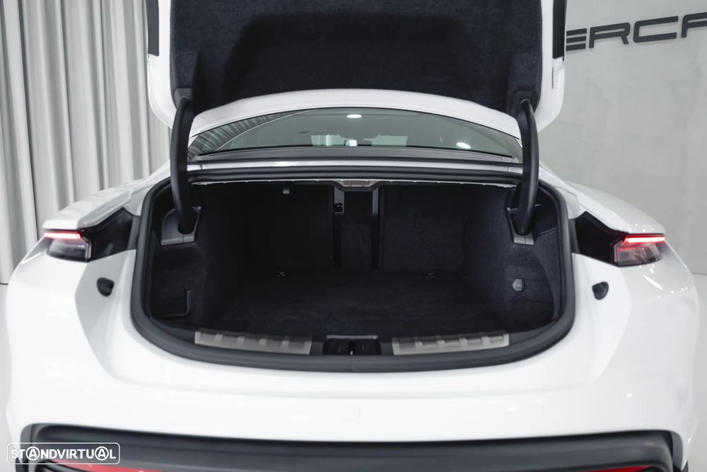 Porsche Taycan 4S Bateria Performance Plus - 57