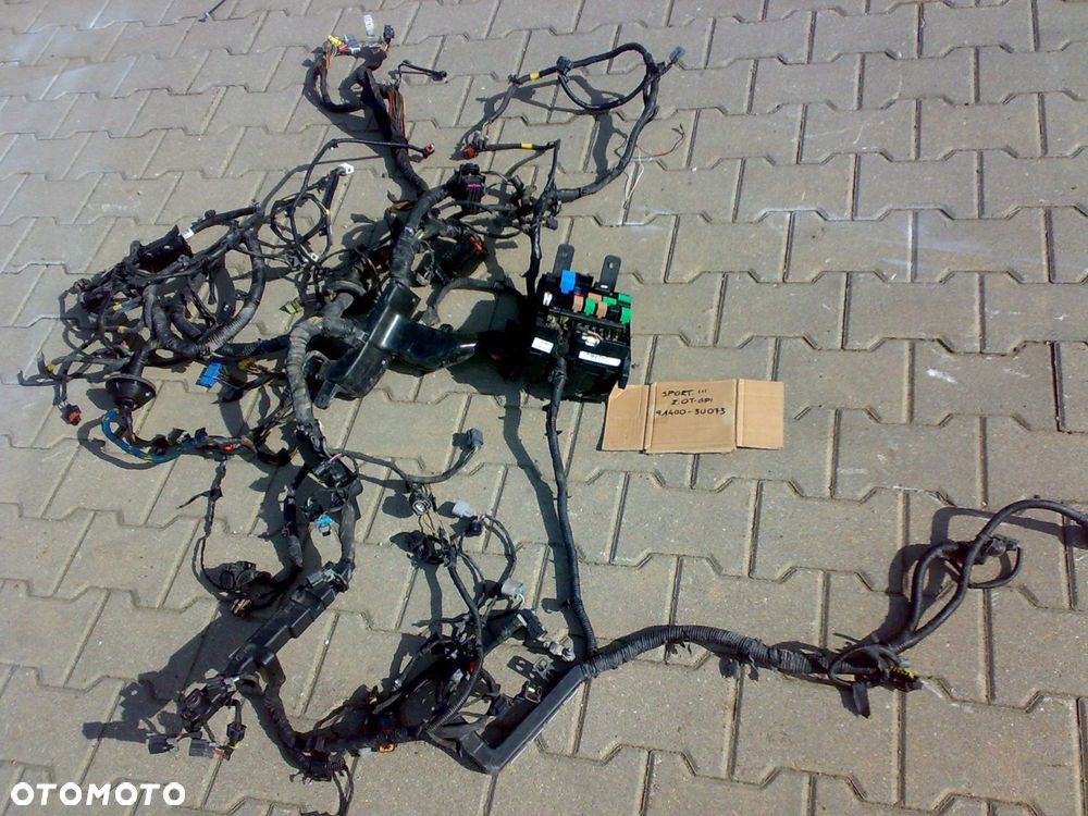 kia sportage iii 2010 - 2015 puszka instalacja wiązka skrzynka 2.0t-gdi - 1