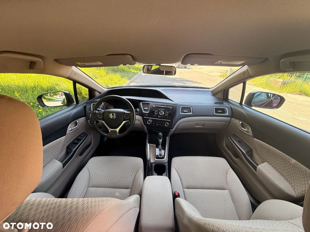 Honda Civic 1.8 i-VTEC Comfort - 9