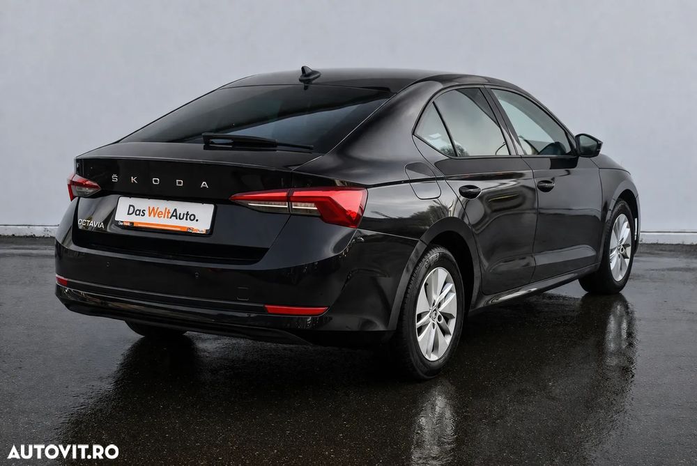 Skoda Octavia 2.0 TDI DSG Ambition - 3