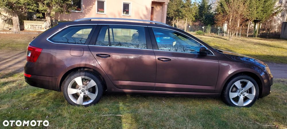 Skoda Octavia 2.0 TDI Style - 12