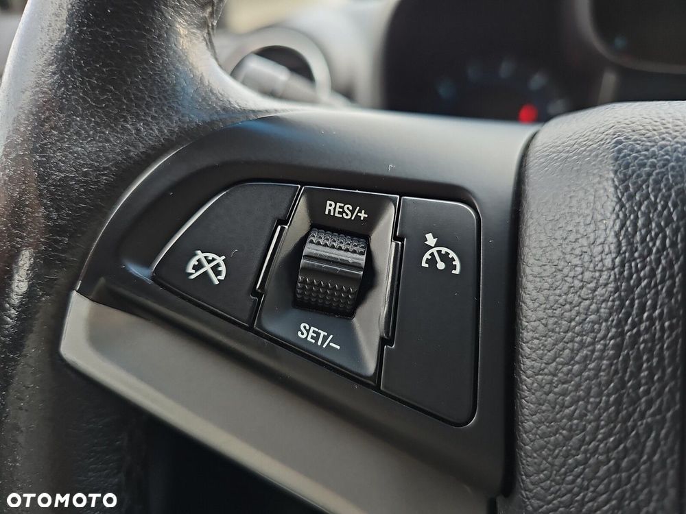 Chevrolet Orlando - 16