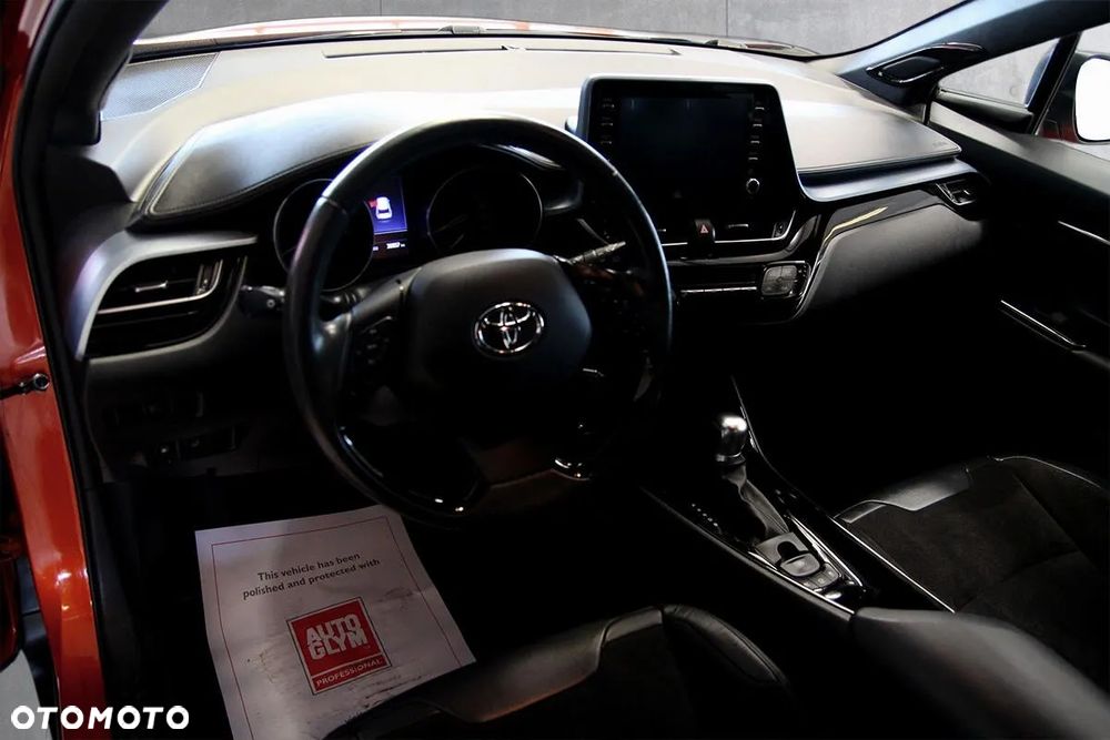 Toyota C-HR Hybrid Lounge - 34