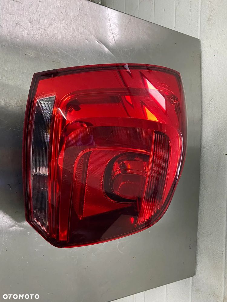 VW POLO 6R LAMPA LEWY TYL 6r0945257 - 1