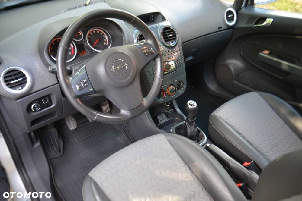 Opel Corsa - 7