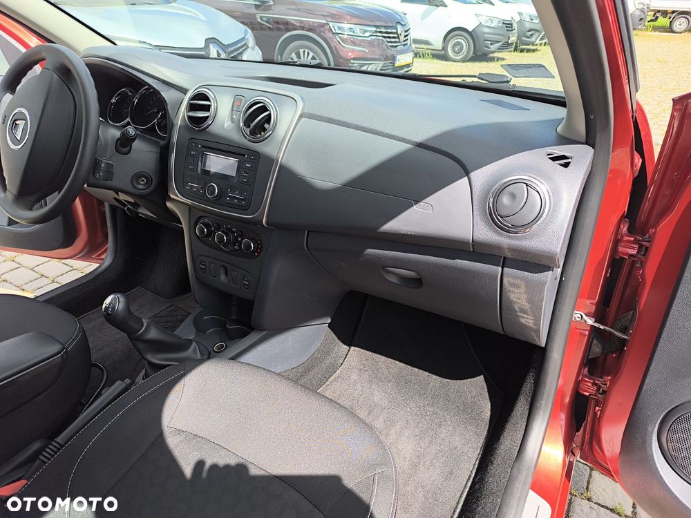 Dacia Sandero 1.2 16V Laureate - 24