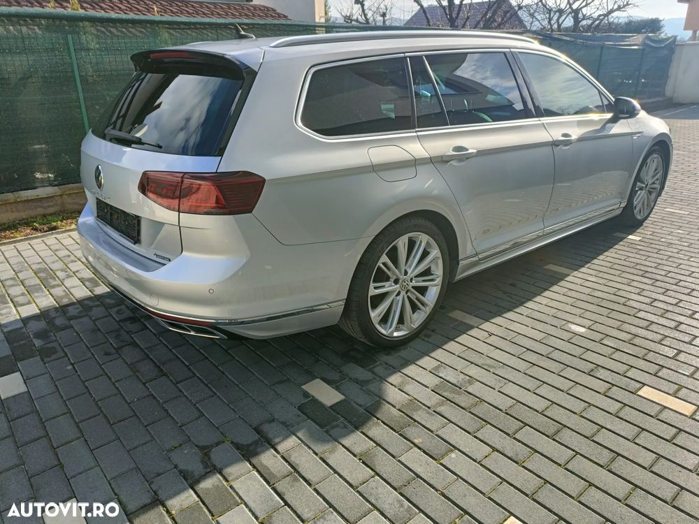 Volkswagen Passat Variant 2.0 TDI 4Mot DSG Highline - 27