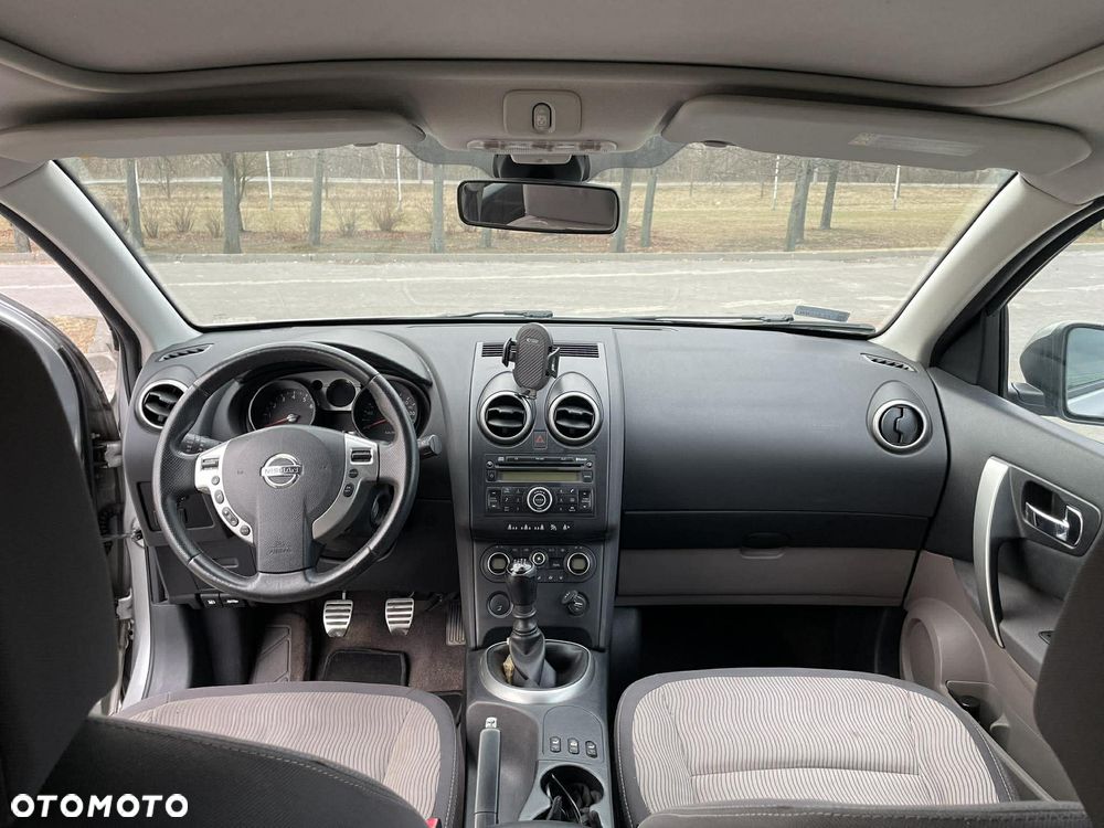 Nissan Qashqai+2 - 13