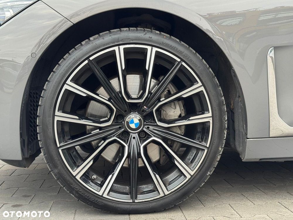 BMW Seria 7 - 18