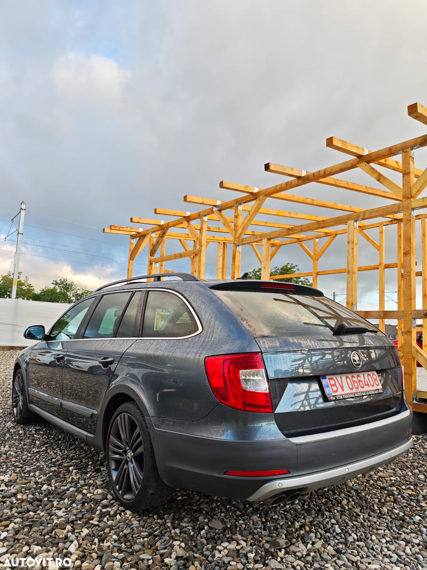 Skoda Superb 2.0 TDI Green tec 4x4 DSG Elegance - 6