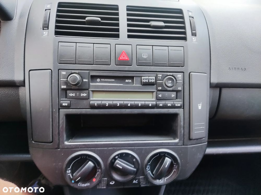 Volkswagen Polo 1.4 Comfortline - 16