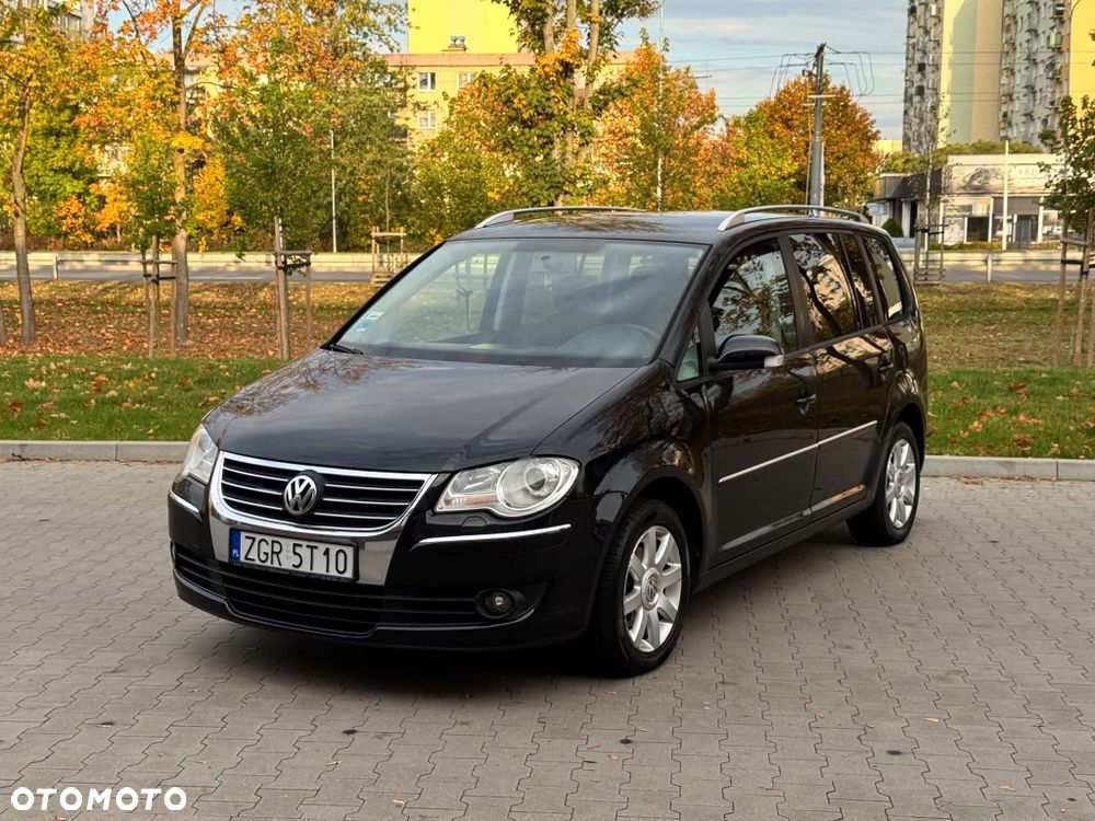 Volkswagen Touran - 3