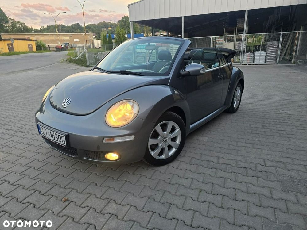 Volkswagen New Beetle - 5