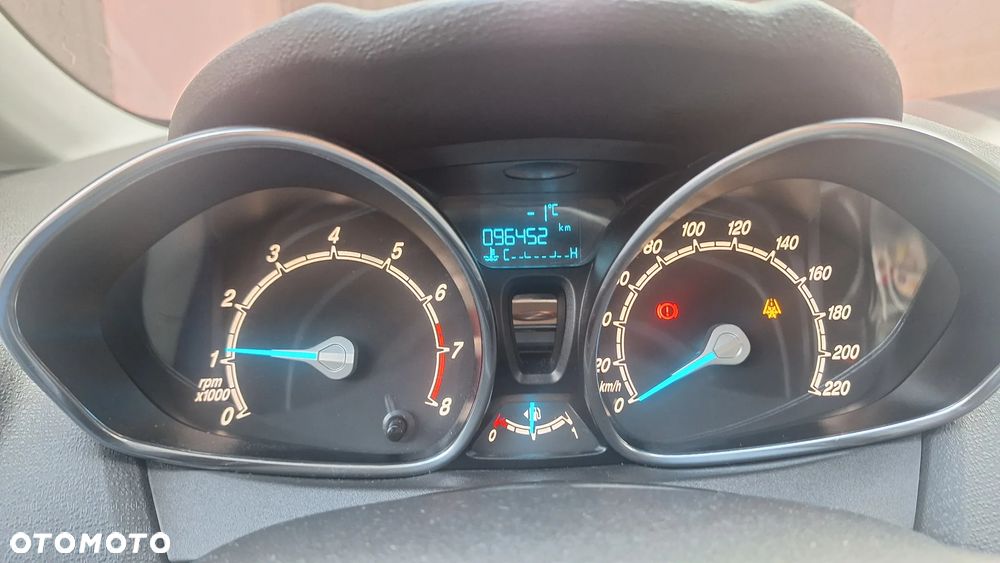 Ford Fiesta - 8