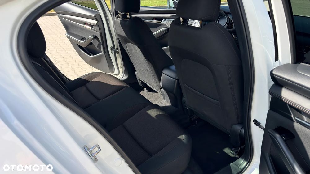 Mazda 3 - 7