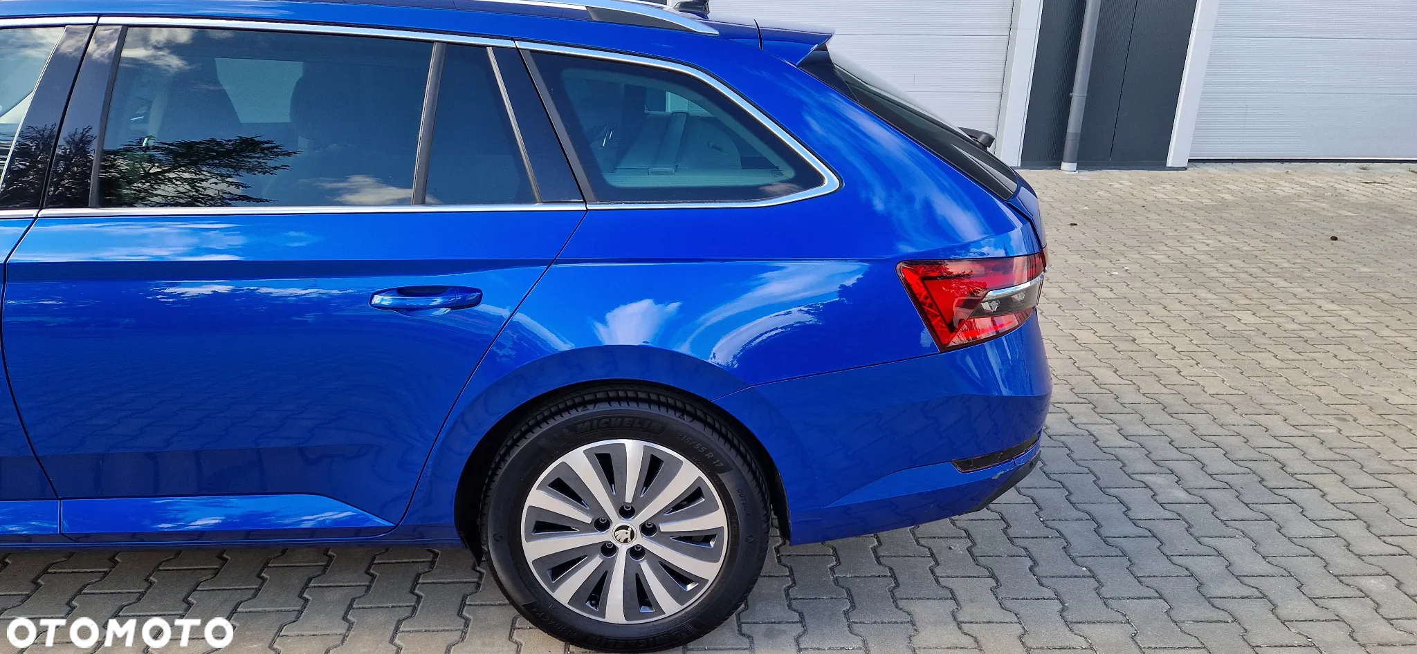 Skoda Superb Combi 2.0 TDI DSG Style - 26