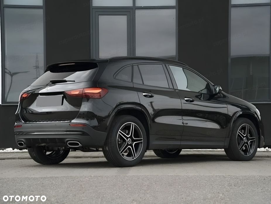 Mercedes-Benz GLA 200 mHEV AMG Line 7G-DCT - 8