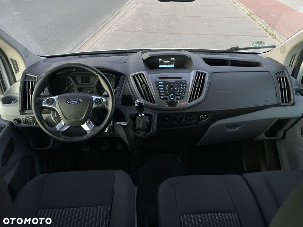 Ford Transit - 9