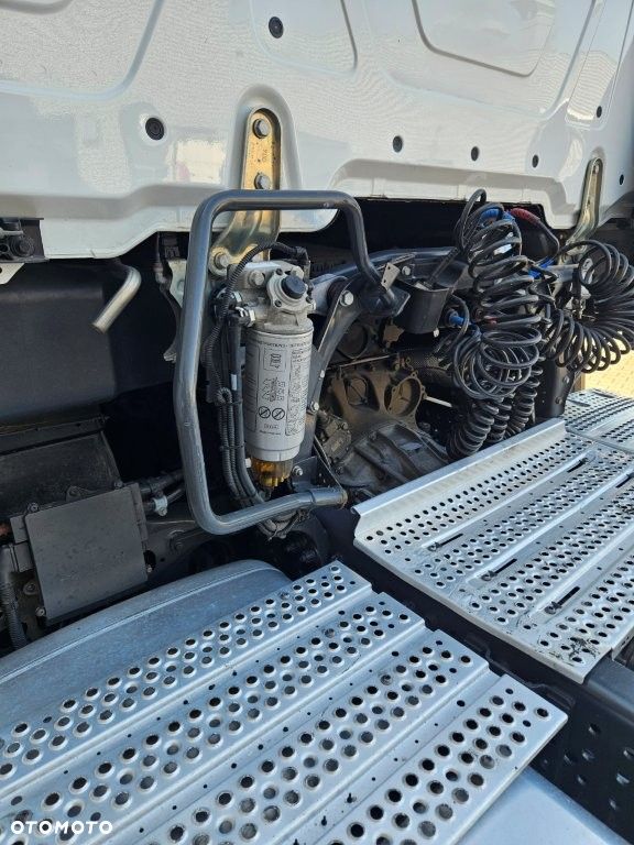 Mercedes-Benz ACTROS  Low Deck (#33260) - 12