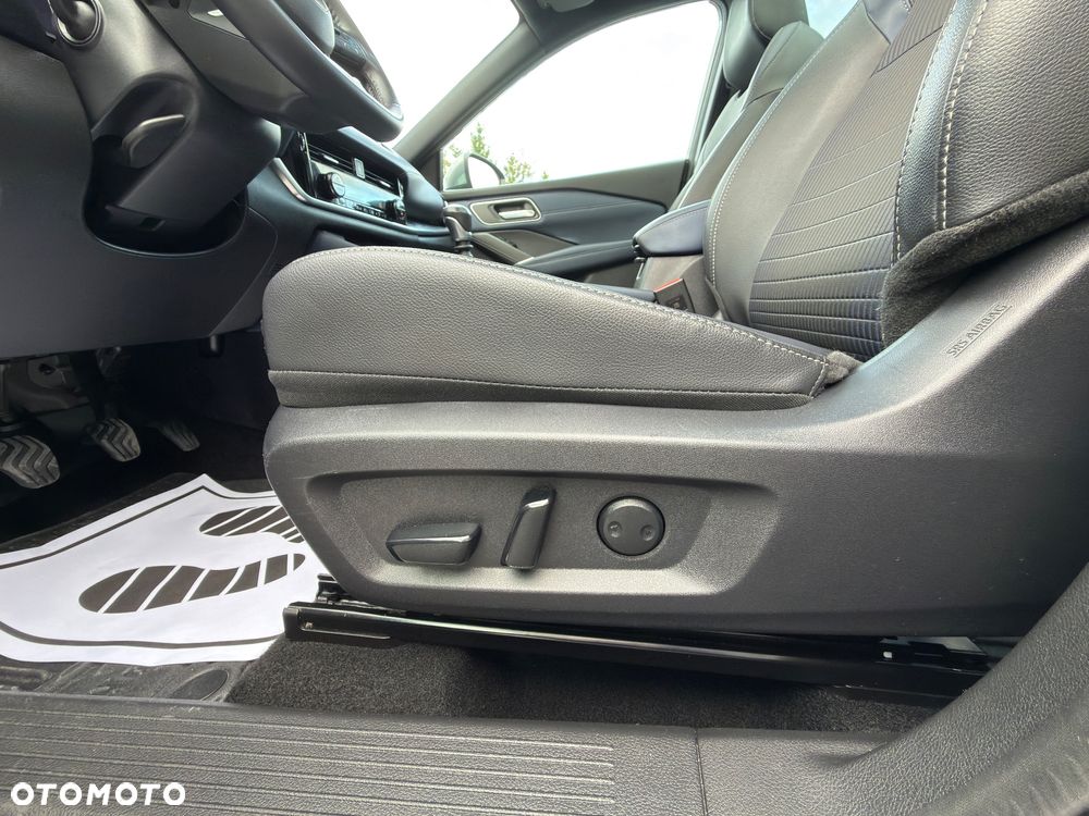 Nissan Qashqai 1.3 DIG-T Tekna+ - 16