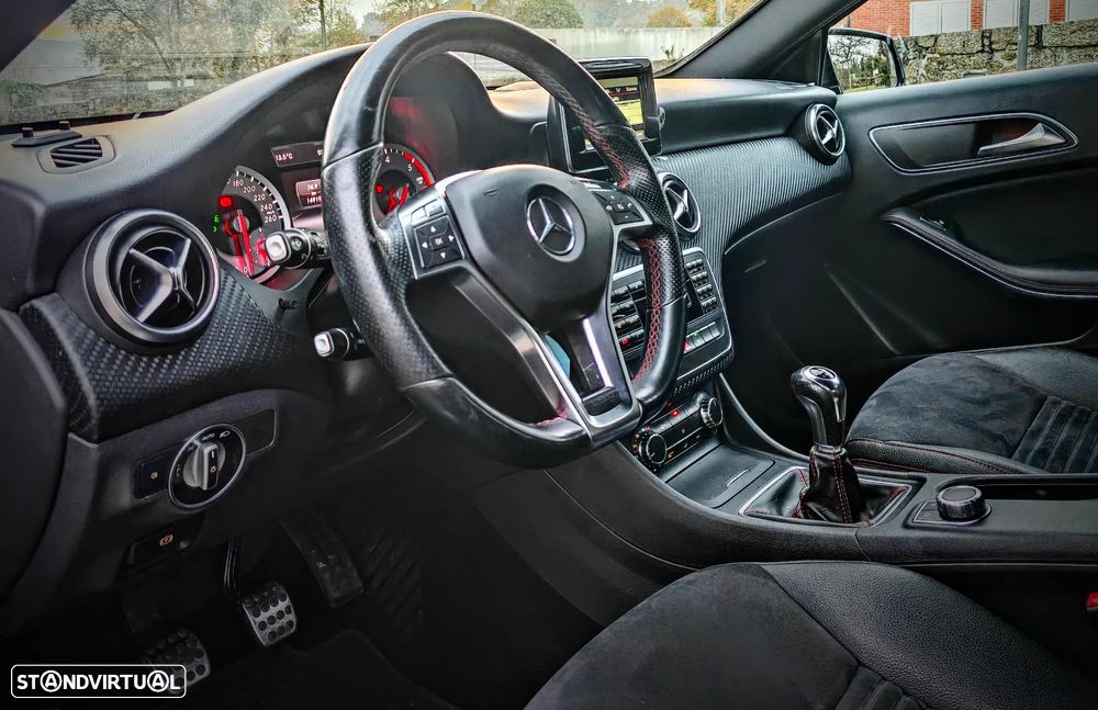 Mercedes-Benz A 180 CDI AMG Line - 17