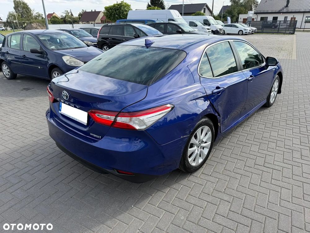 Toyota Camry 2.5 Hybrid Comfort CVT - 4