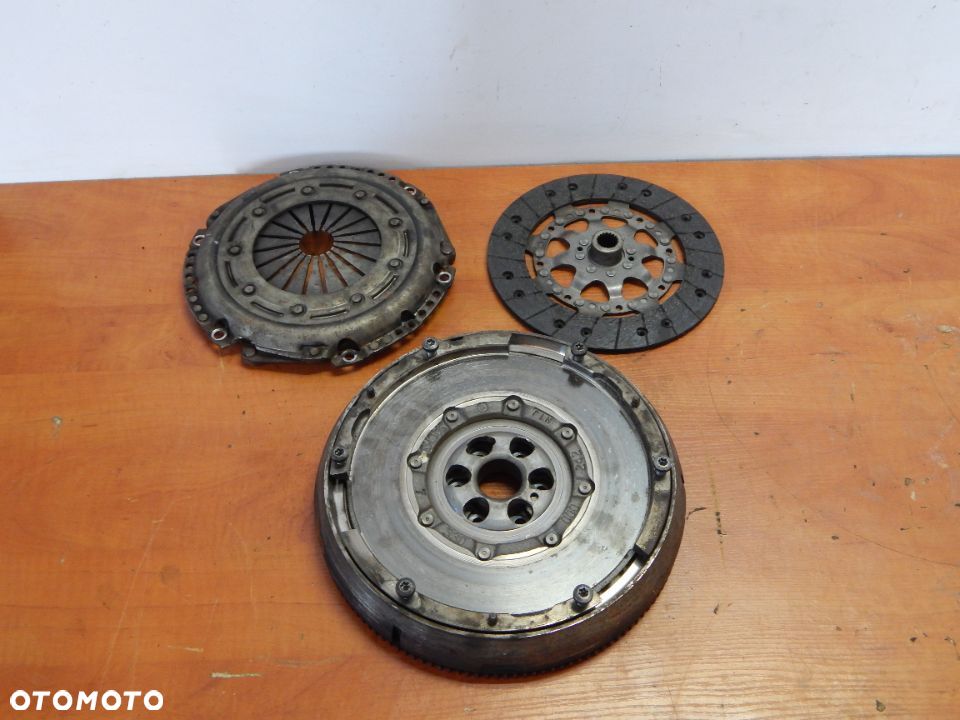 Sprzęgło dwumasa 1.6 hdi Citroen c3 c4 c5 Peugeot 206 207 308 307 ford volvo 01-10 Łuków części