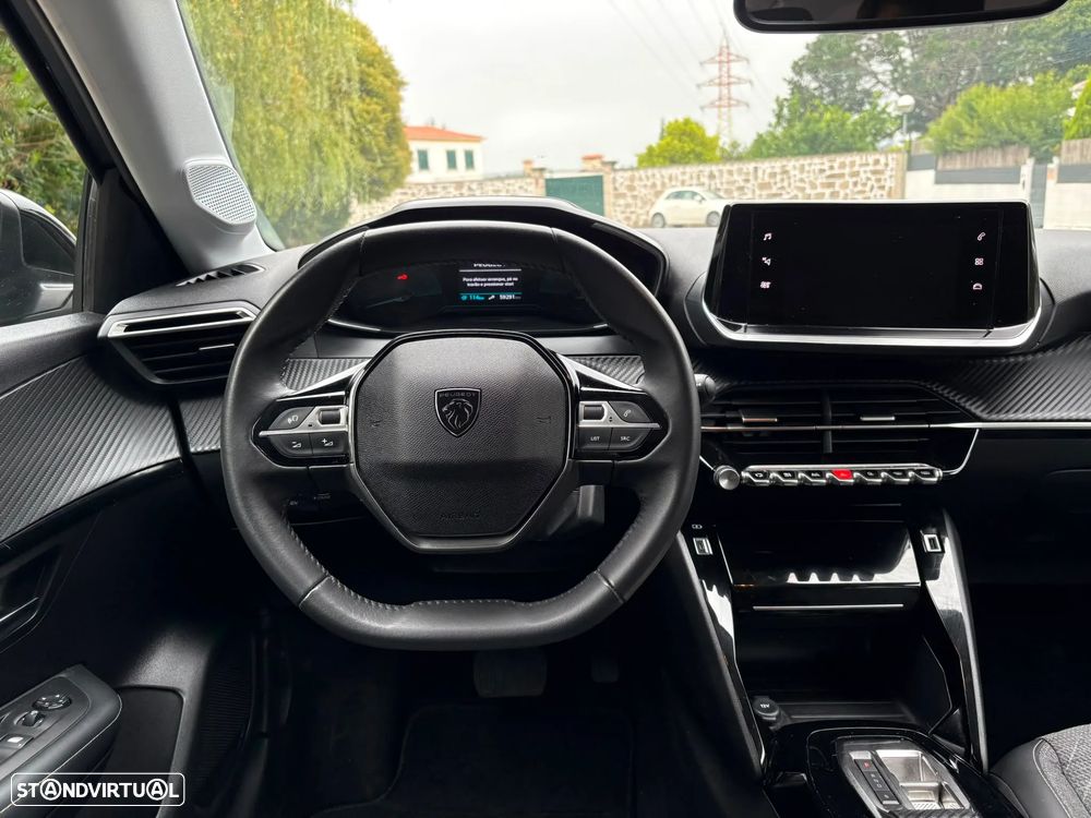 Peugeot e-208 Style - 8