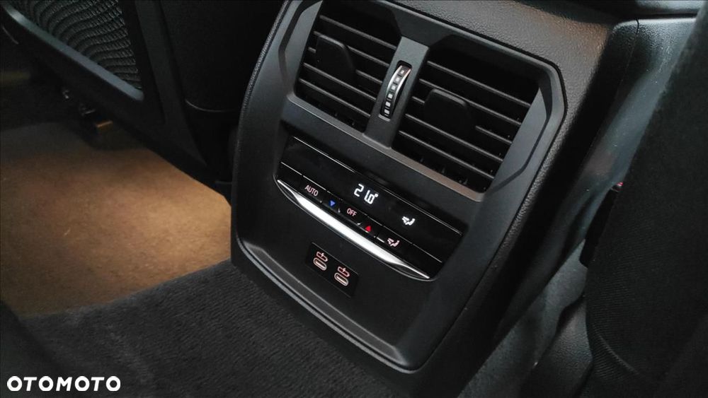 BMW Seria 3 318i Advantage - 19