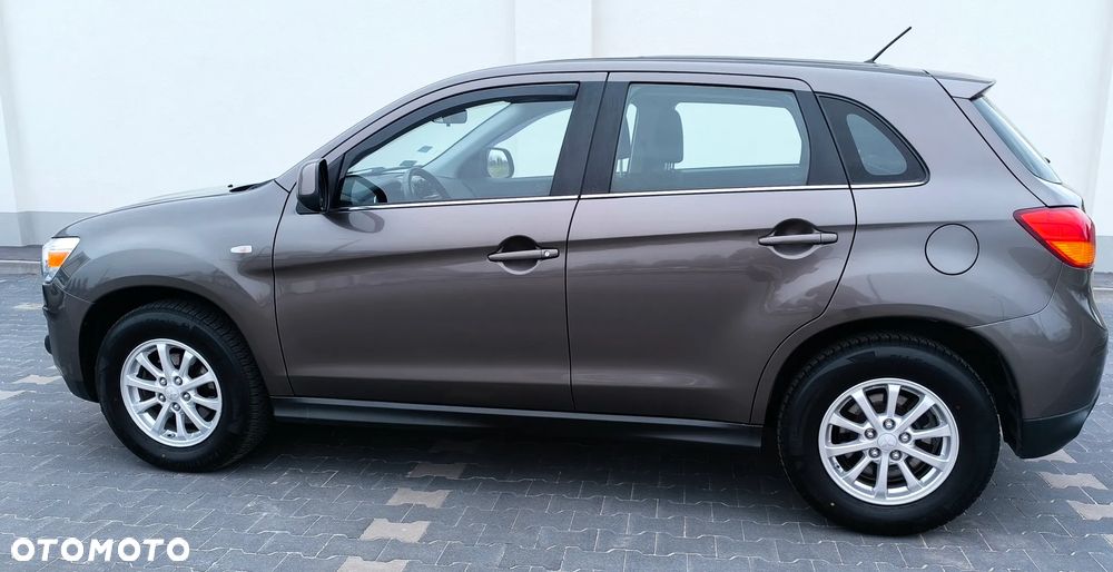 Mitsubishi ASX 1.8 DID Invite 4WD AS&G - 12