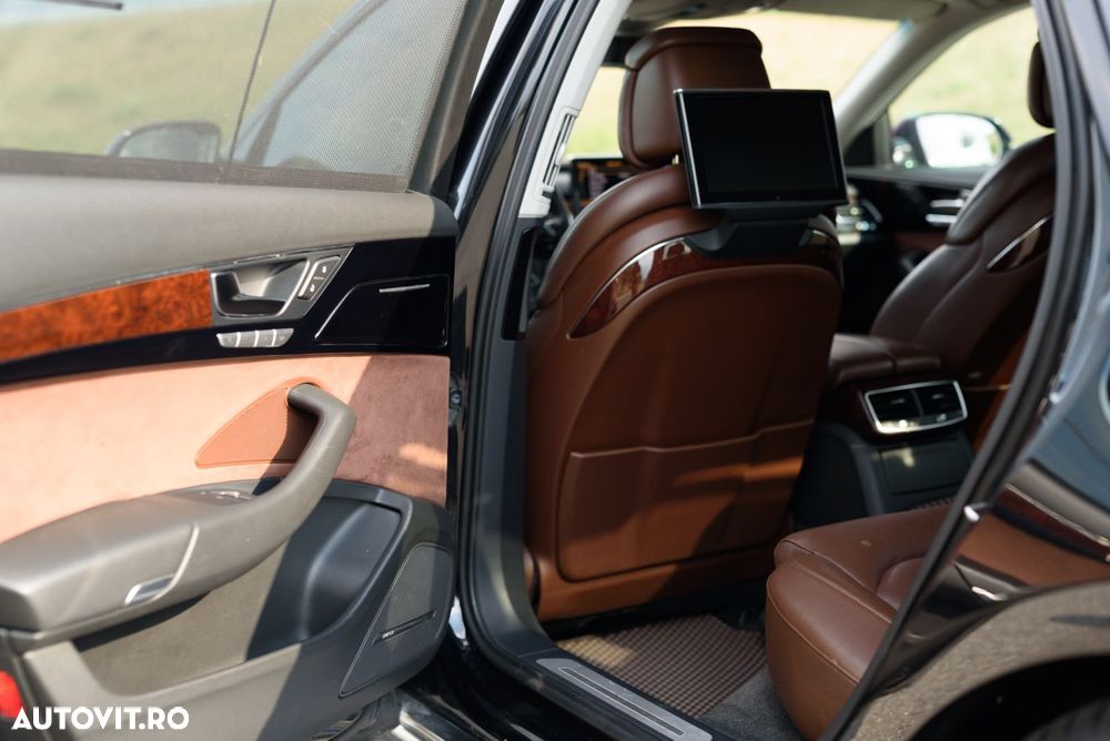 Audi A8 - 12