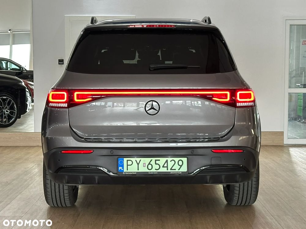 Mercedes-Benz EQB 250 66.5kWh AMG - 38