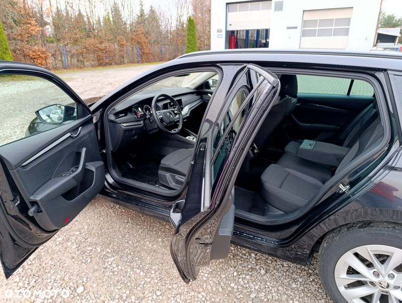 Skoda Octavia 2.0 TDI Ambition DSG - 15