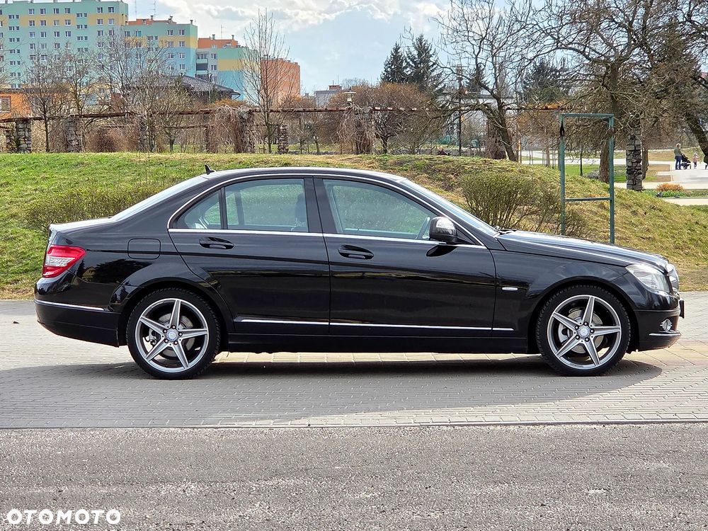 Mercedes-Benz Klasa C 220 CDI DPF Automatik Avantgarde - 10