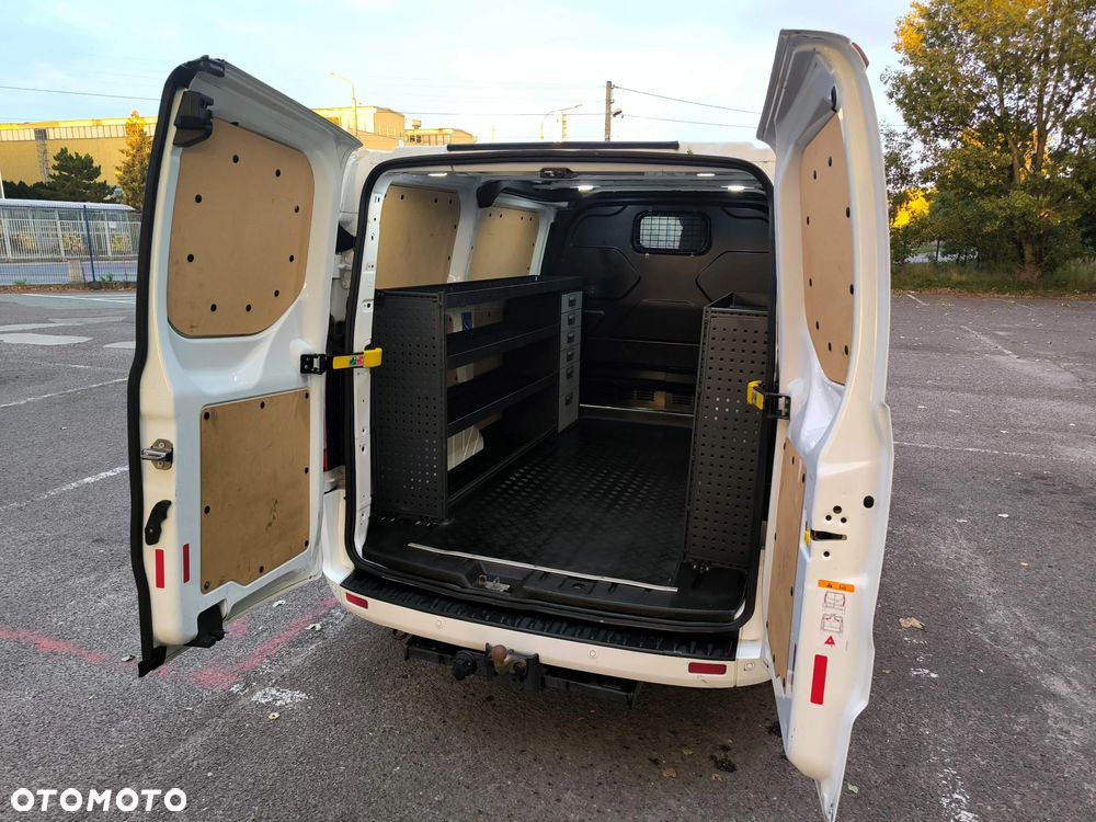 Ford TRANSIT CUSTOM - 5