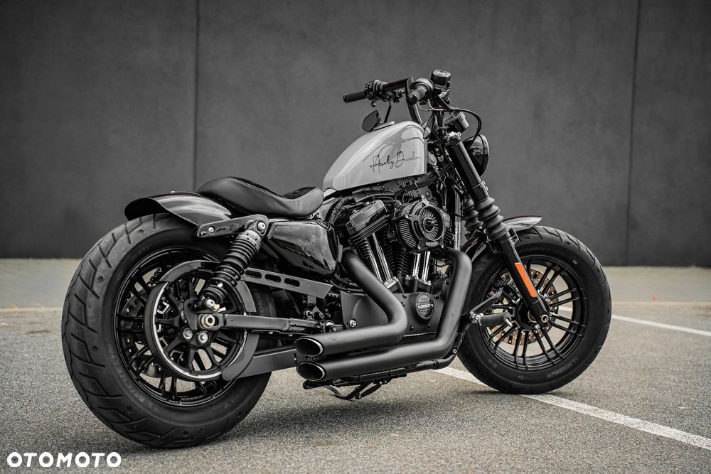 Harley-Davidson Sportster Forty-Eight - 2