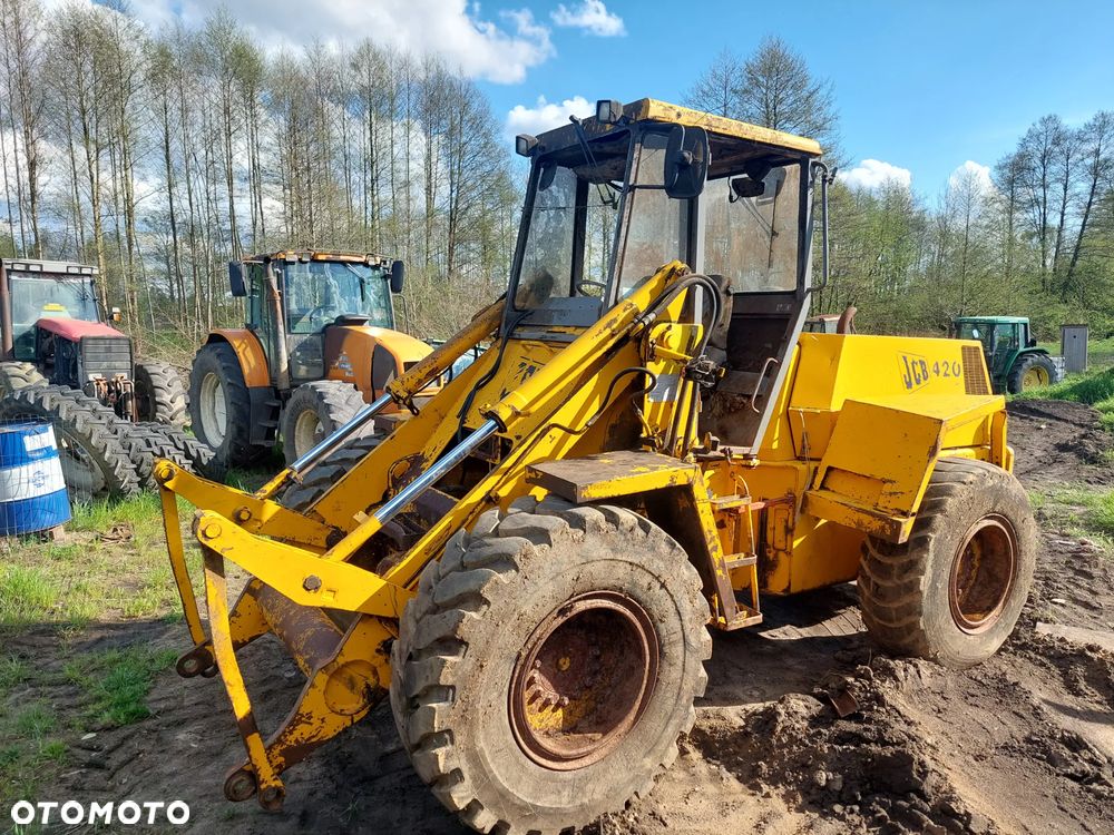 JCB 420 - 2