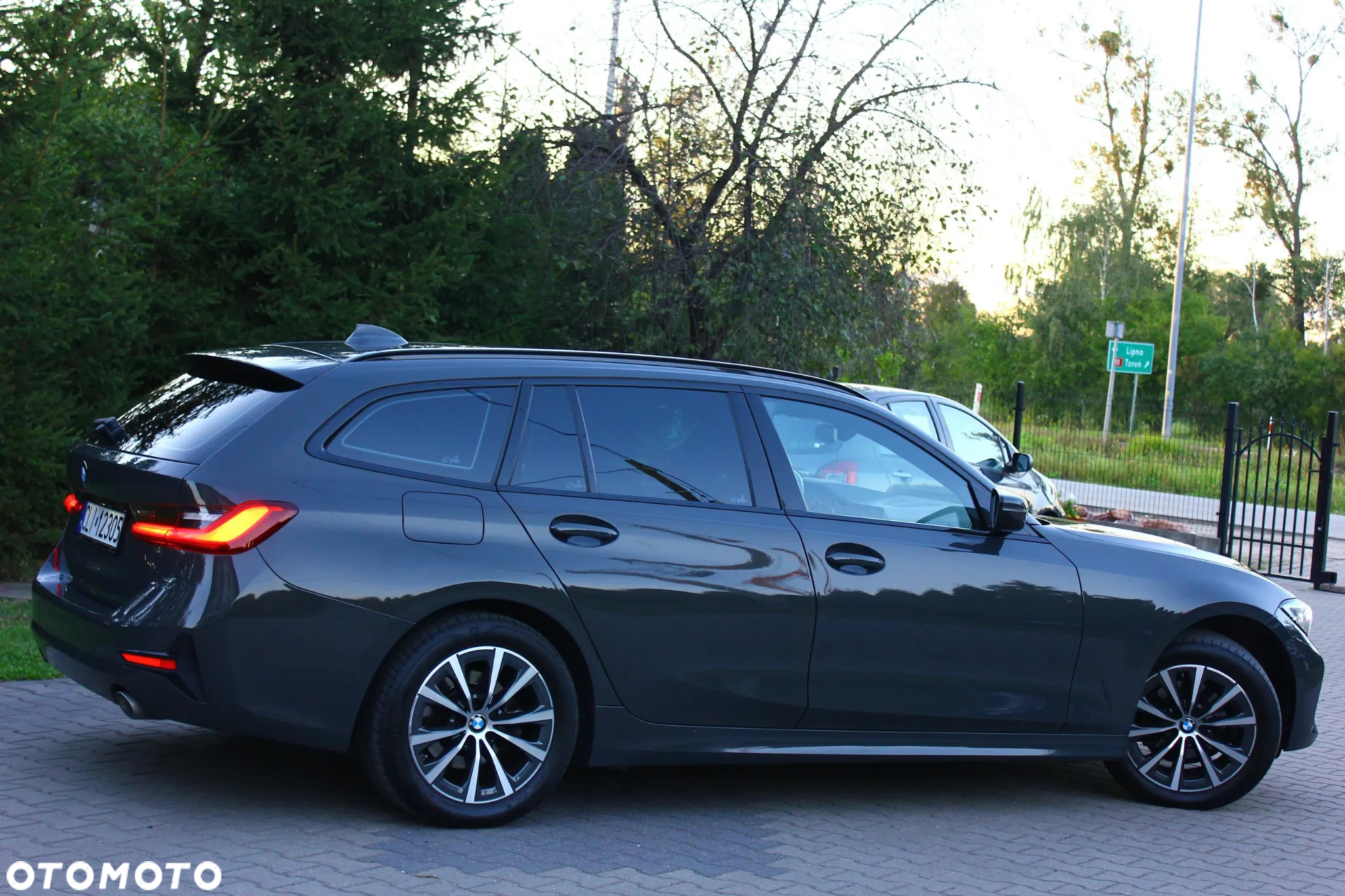BMW Seria 3 - 12
