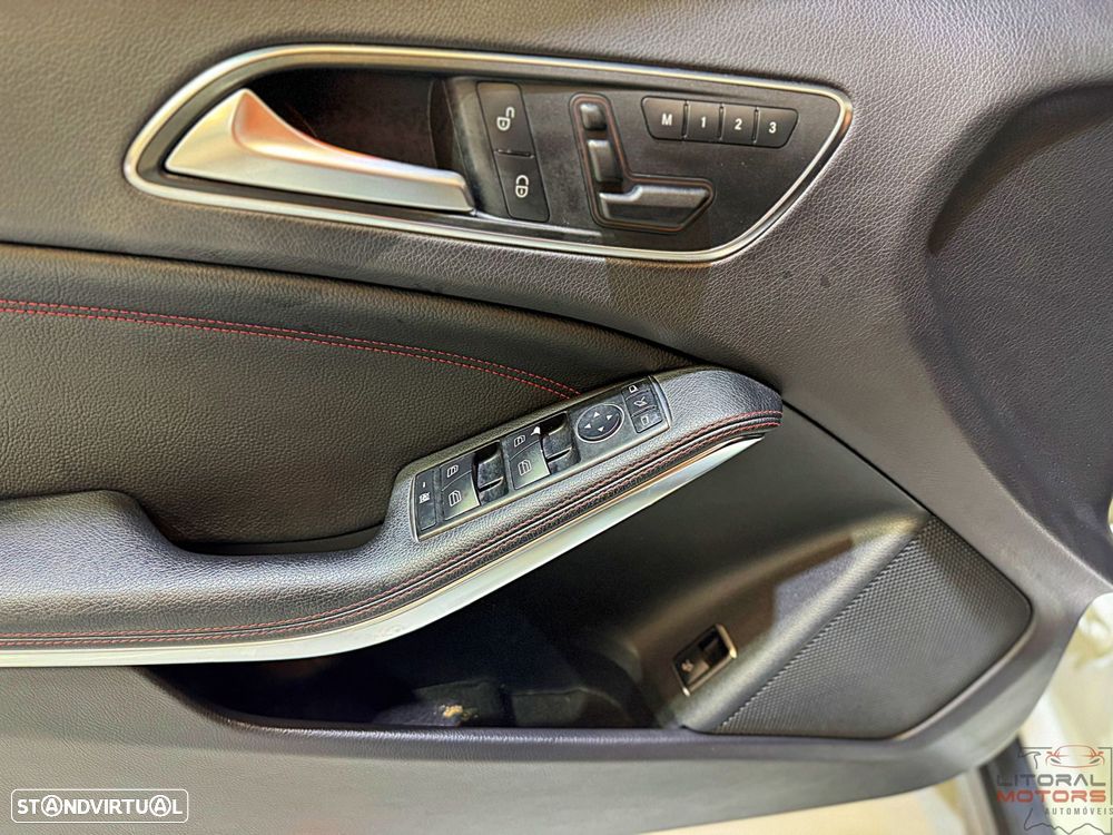 Mercedes-Benz GLA 220 CDI 4Matic 7G-DCT AMG Line - 19