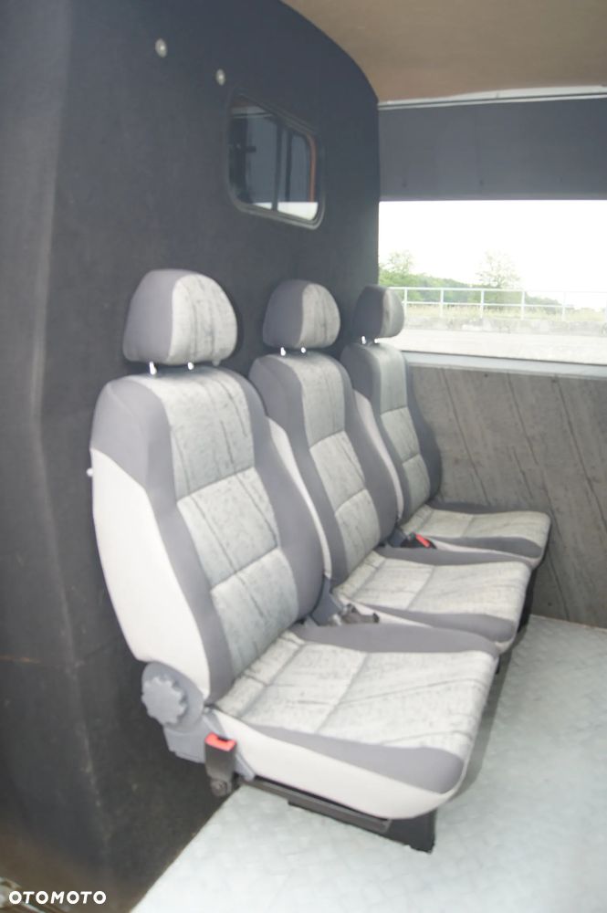 Renault Master L3H2-Doka 6-osób - 18