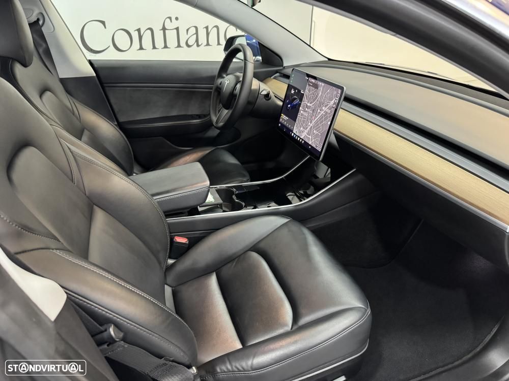 Tesla Model 3 Long-Range Dual Motor AWD - 33