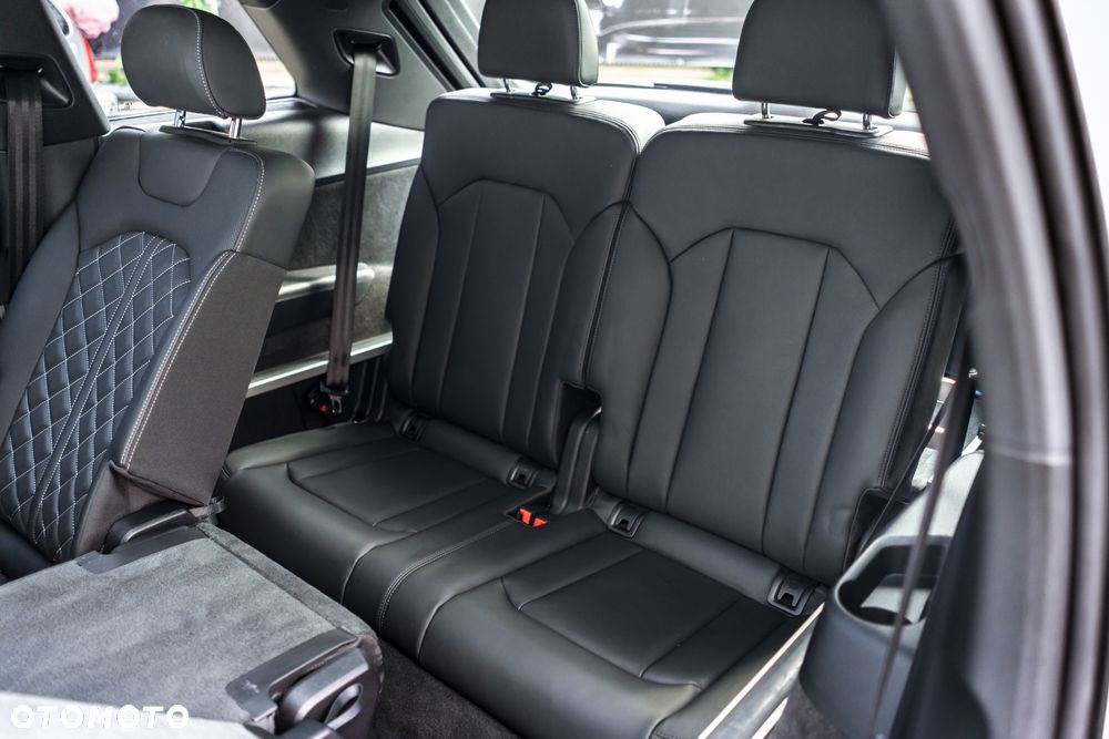 Audi Q7 45 TDI mHEV Quattro S Line Tiptr - 6