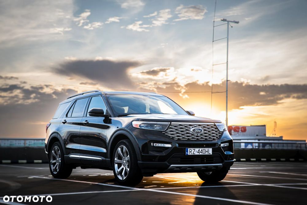 Ford Explorer 2020 photo 2