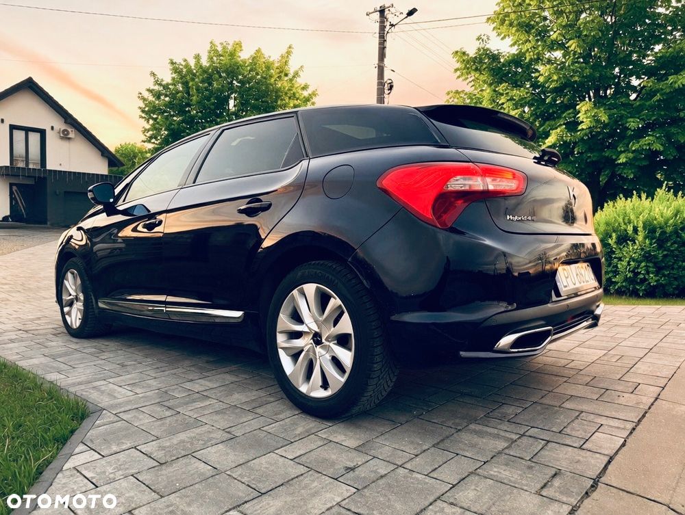 Citroën DS5 Hybrid4 EGS6 SportChic - 31