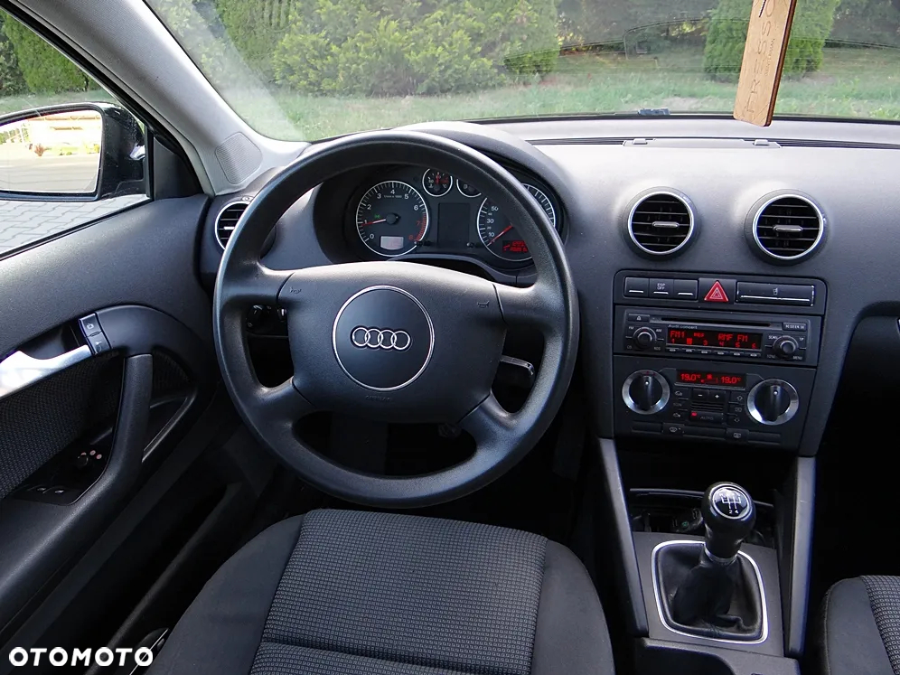 Audi A3 1.6 Ambition - 5