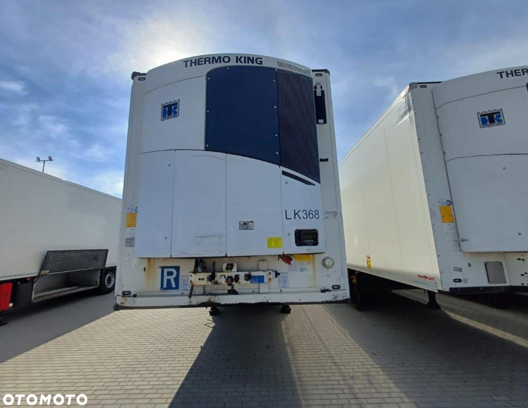 Schmitz Cargobull SKO Double Deck FP 60 ThermoKing SLXi 300 Lifting Axle - 2