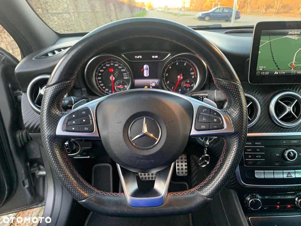 Mercedes-Benz Klasa A 180 7G-DCT AMG Line - 20